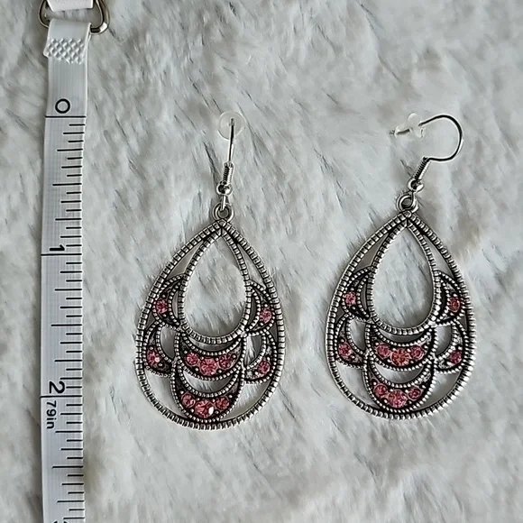 Earrings - Picture 4 of 5